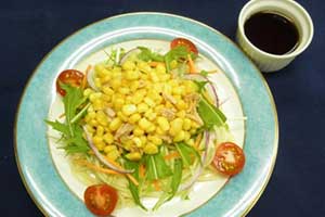 たっぷりコーンとツナのサラダパスタ