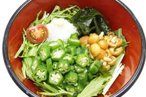 オクラぶっかけうどん